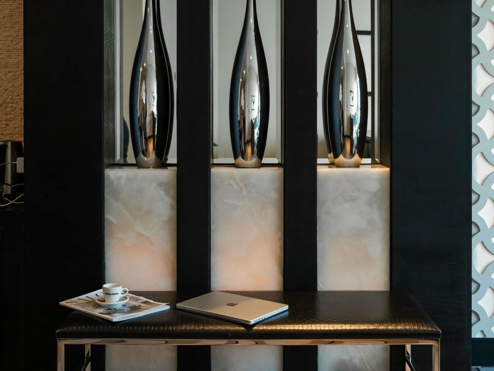 Sofitel Corniche Hotel