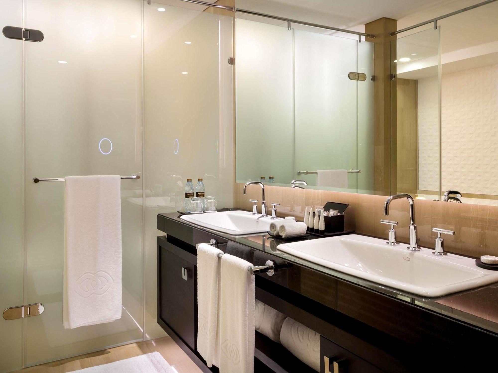 Sofitel Corniche 5* Abu Dhabi