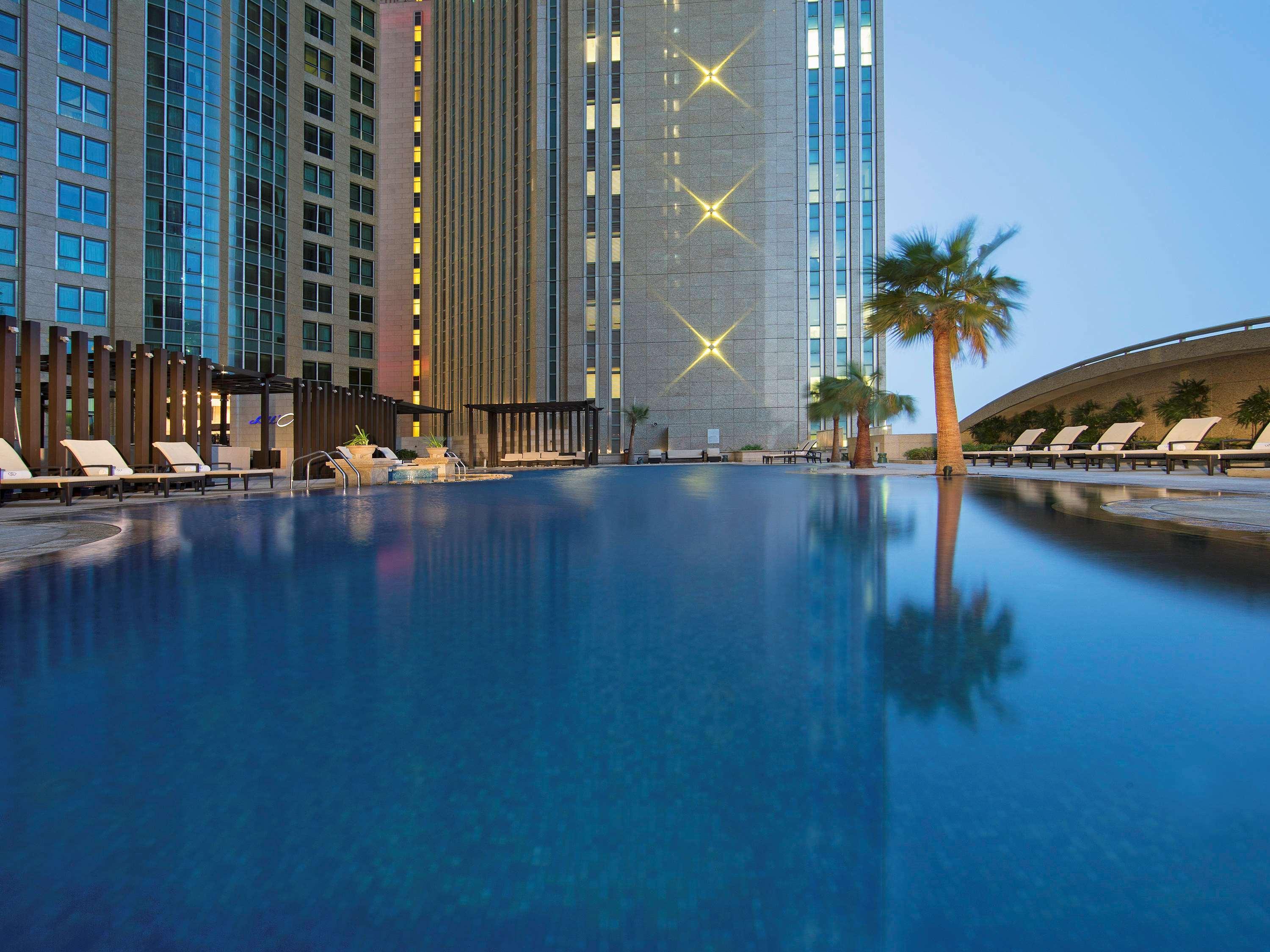 Hotel Sofitel Corniche