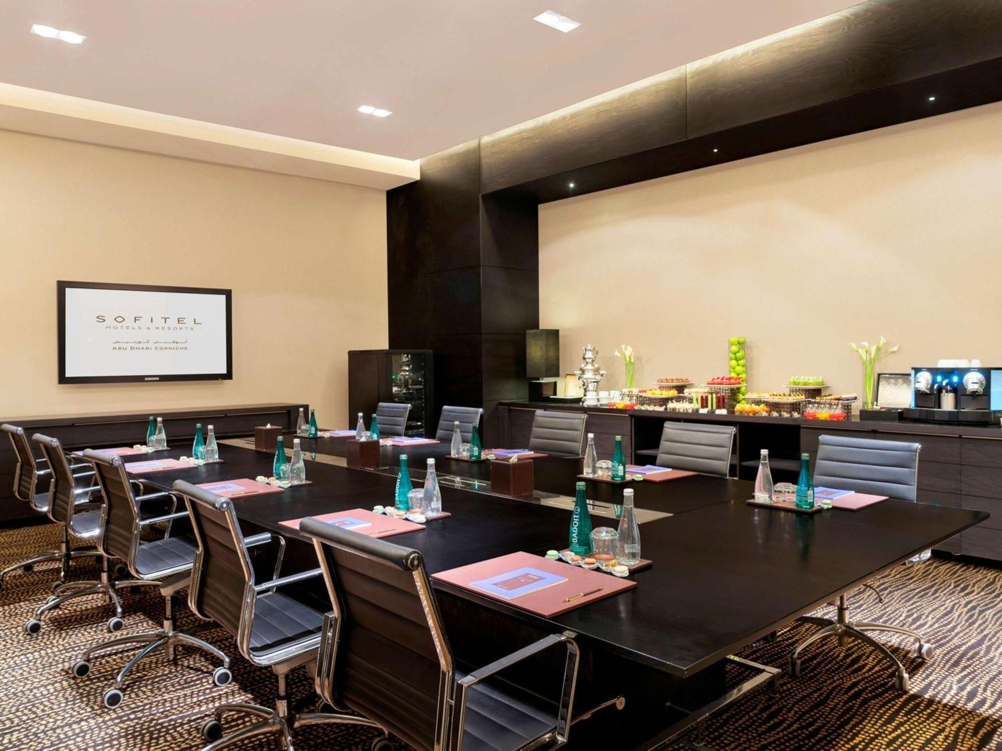 Sofitel Corniche 5*