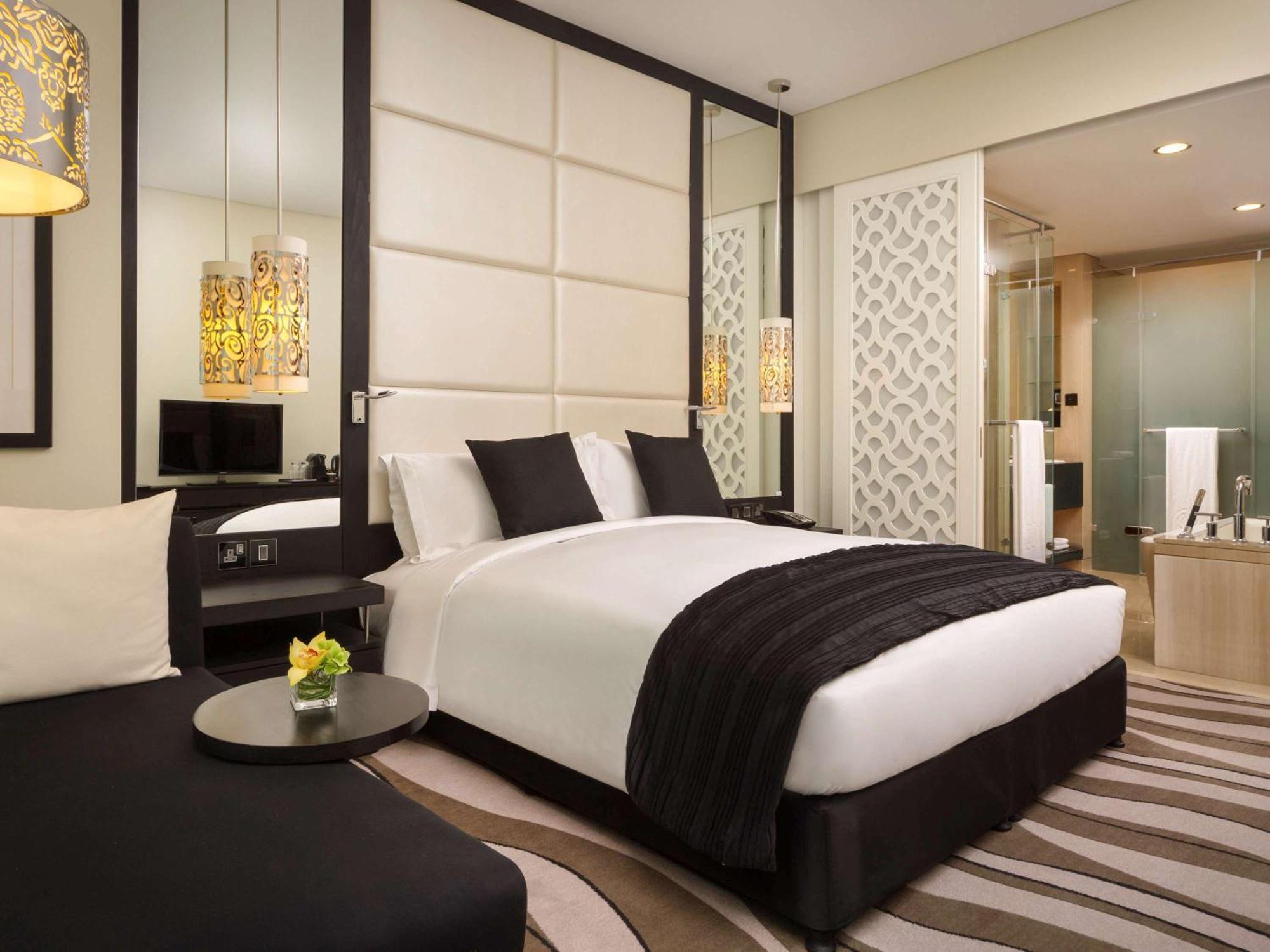 Sofitel Corniche Hotel Abu Dhabi